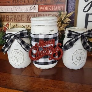 Farmhouse Rustic Distressed Holiday Mason Jar Set